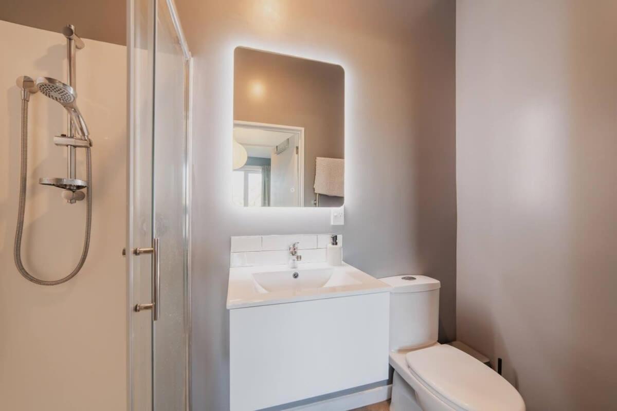 Somerfield Statement - Bold 3br House On Barrington *