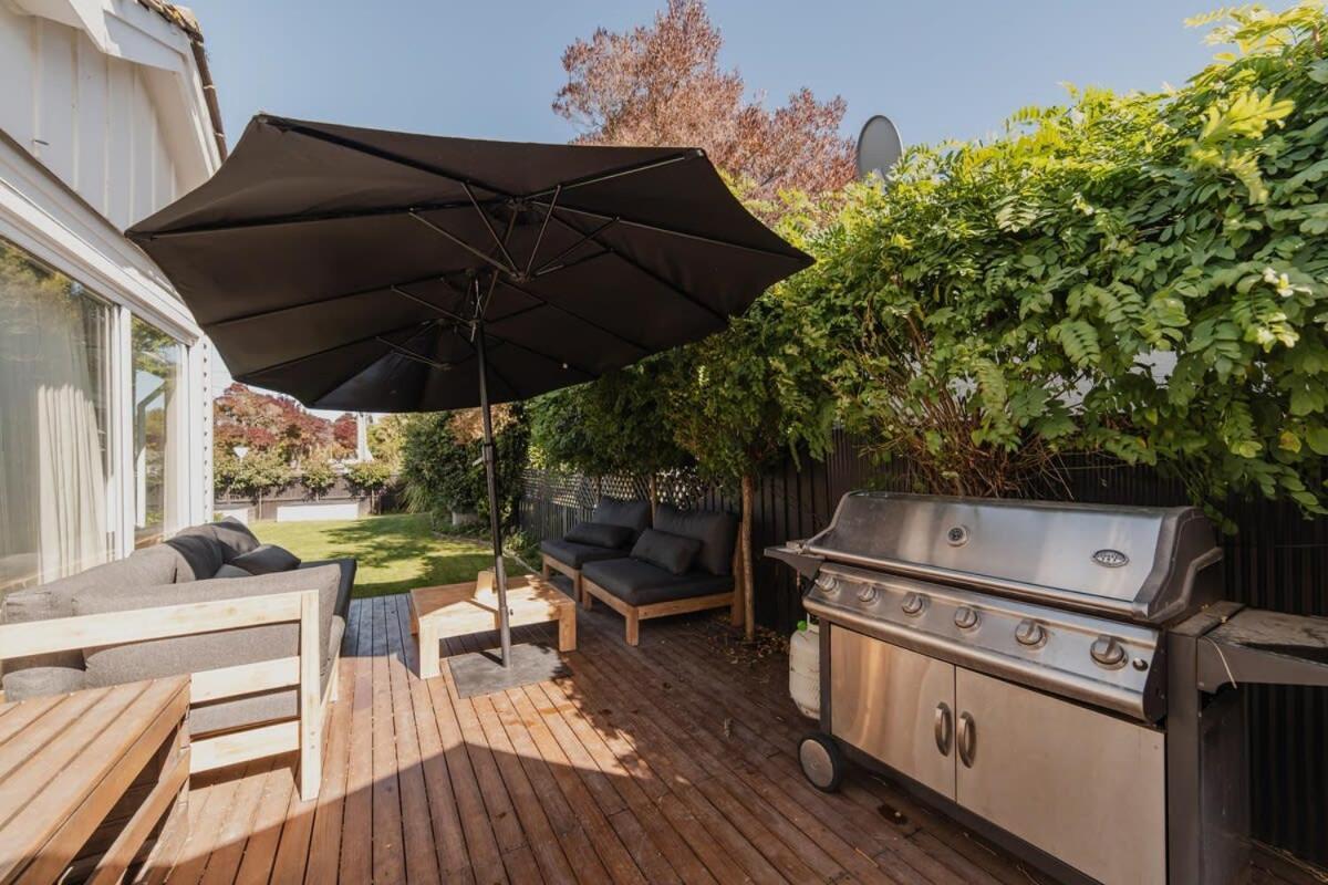 Somerfield Statement - Bold 3br House On Barrington