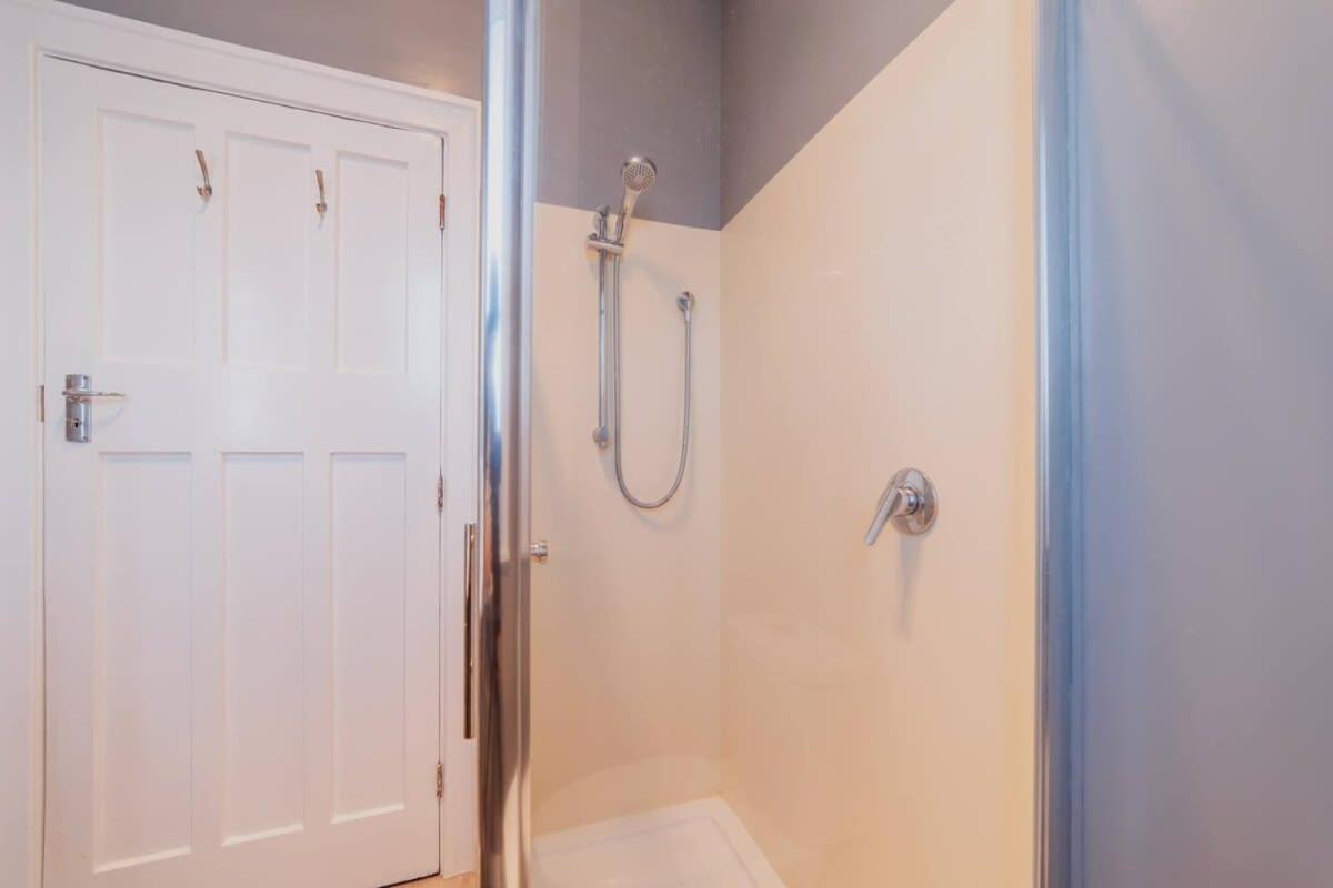 Holiday home Somerfield Statement - Bold 3br House On Barrington