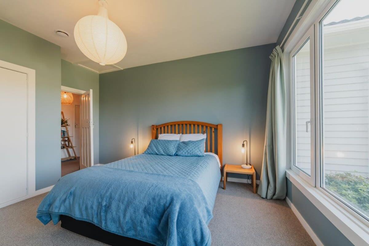 Somerfield Statement - Bold 3br House On Barrington * Christchurch