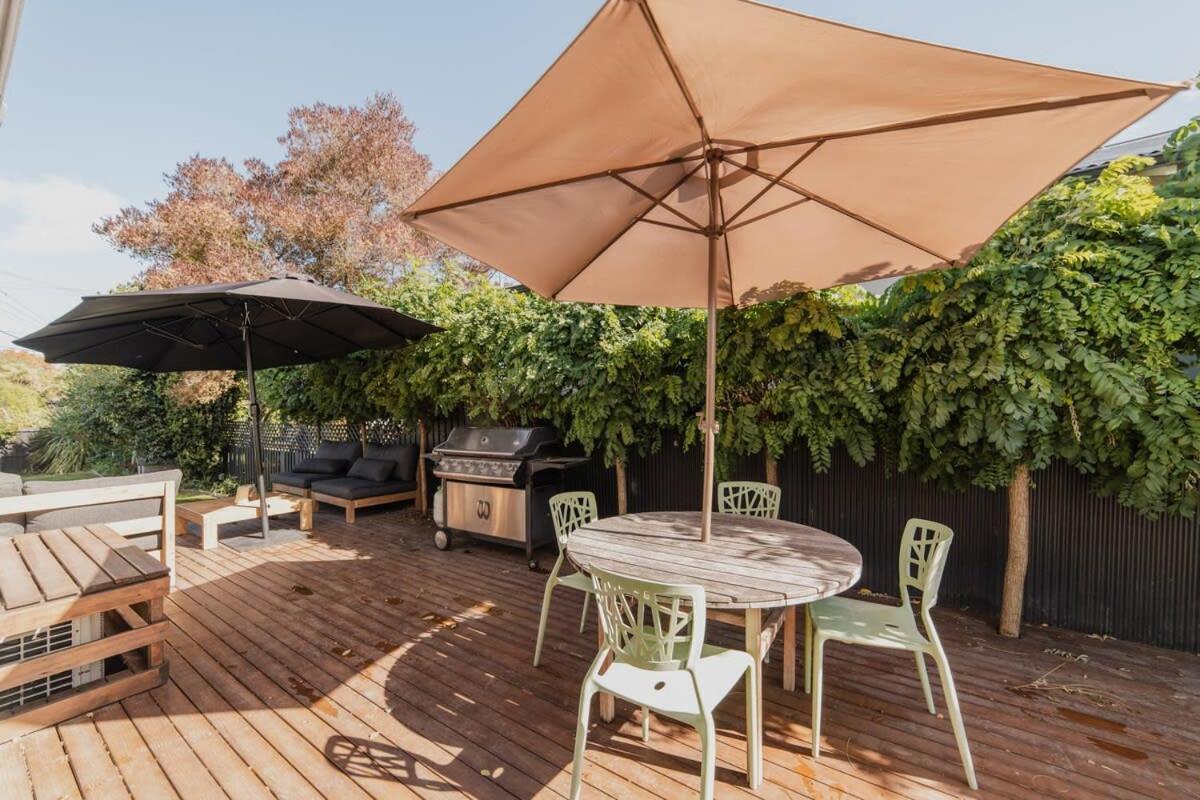 Somerfield Statement - Bold 3br House On Barrington *
