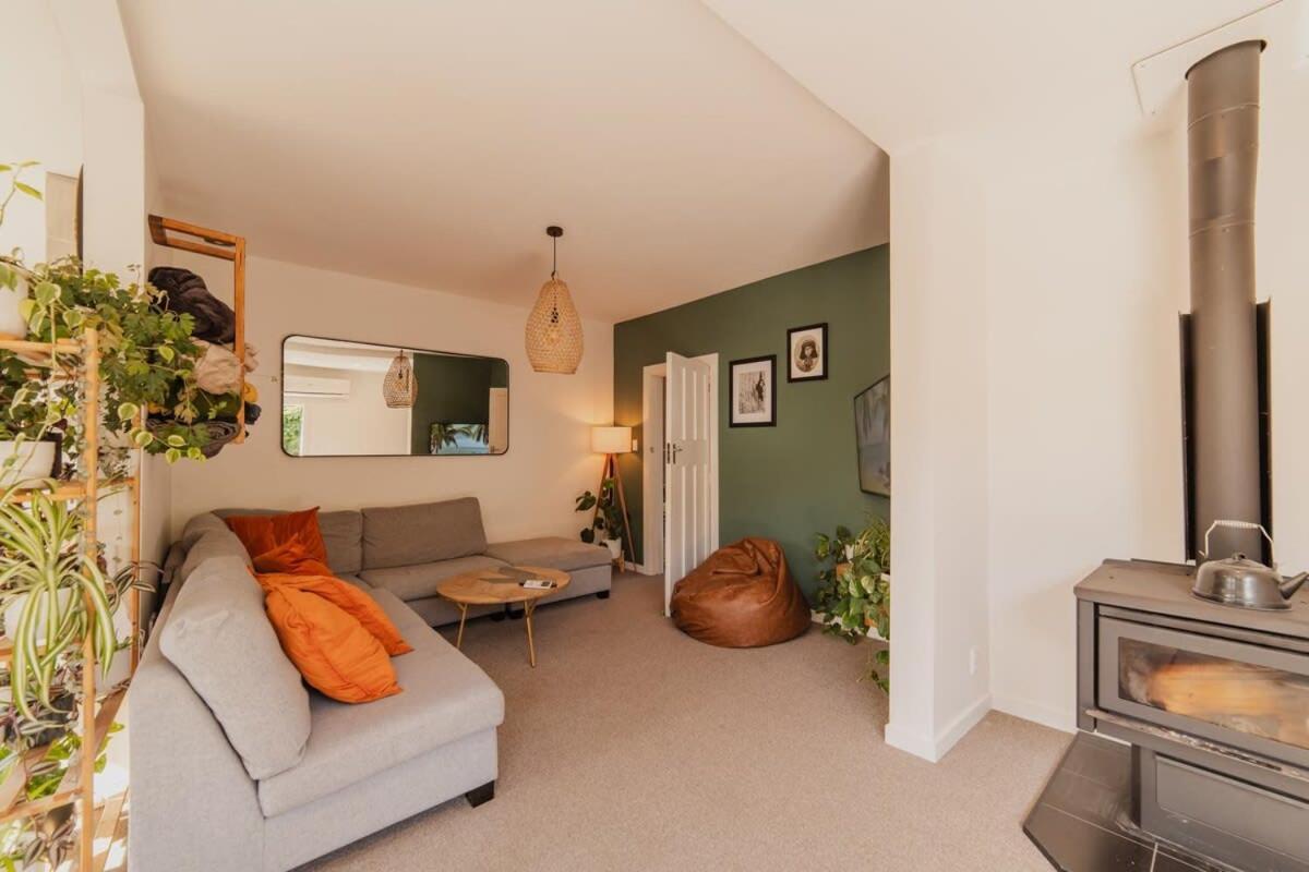 Somerfield Statement - Bold 3br House On Barrington Holiday home